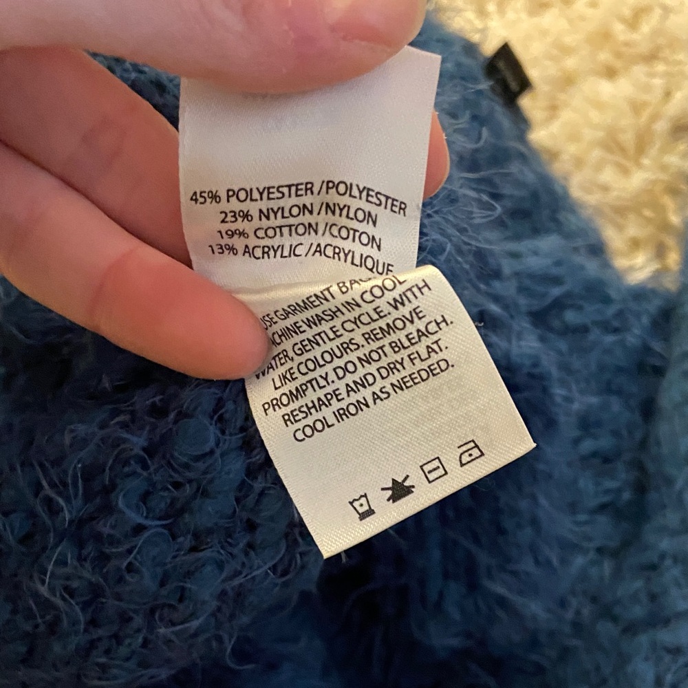 REACTION by Kenneth Cole Deep Blue Crew Neck Knit Sweater - Picture 4 of 4